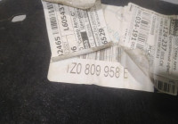 Подкрылок передний правый Skoda Octavia A5 OEM 1Z0809958E