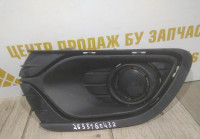 Решетка противотуманной фары правая бу Renault Logan 2 OEM 263316043R