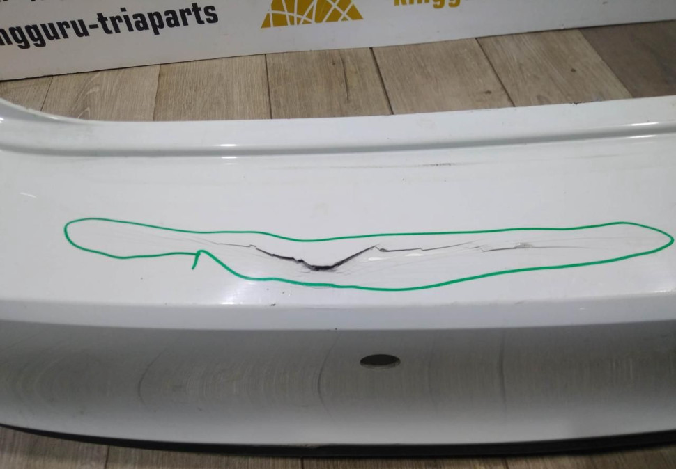 Бампер задний бу Skoda Rapid OEM 60U807421B (В)
