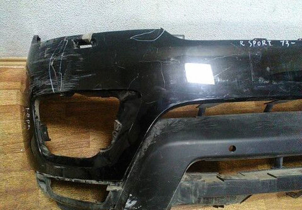 Бампер передний Range Rover Sport (13>) трещины в сборе oem dk6217f775 (Скл-3) Бампер передний Range Rover Sport (13>) трещины в сборе oem dk6217f775 (Скл-3)
