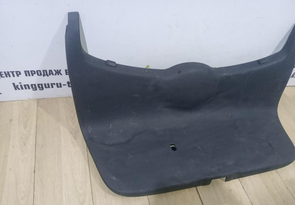 Обивка крышки багажника бу Skoda Octavia A5 OEM 1Z5867975H Обивка крышки багажника бу Skoda Octavia A5 OEM 1Z5867975H
