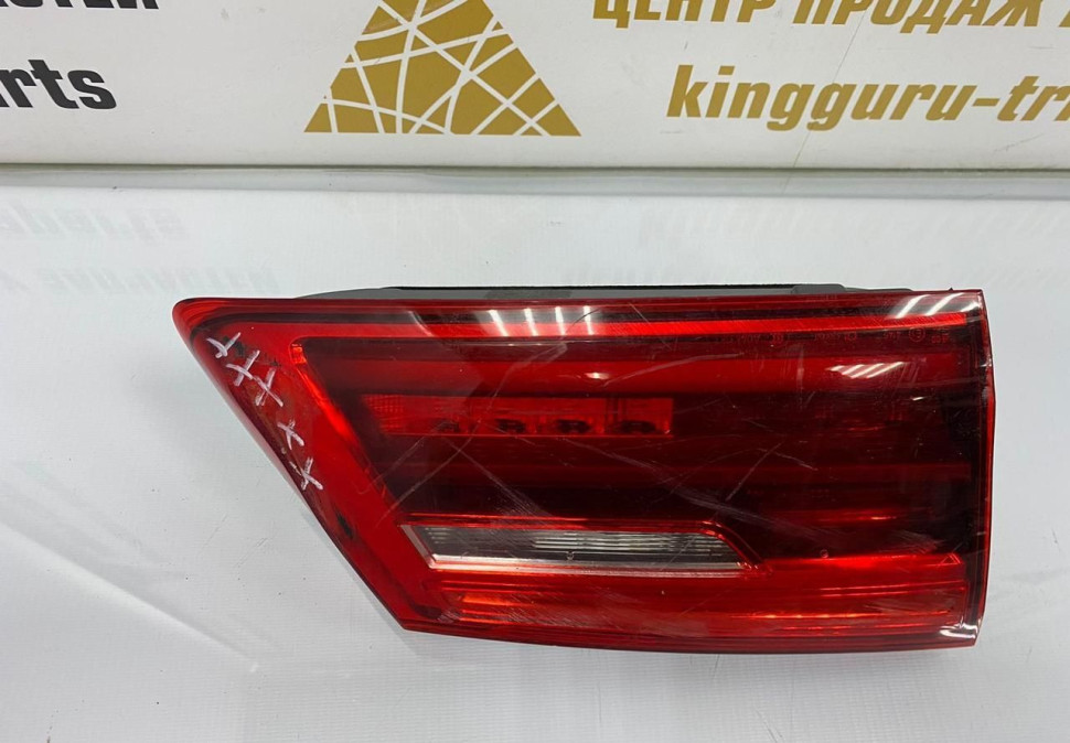 Фонарь левый внутренний BMW 5 G30 OEM 63217376473