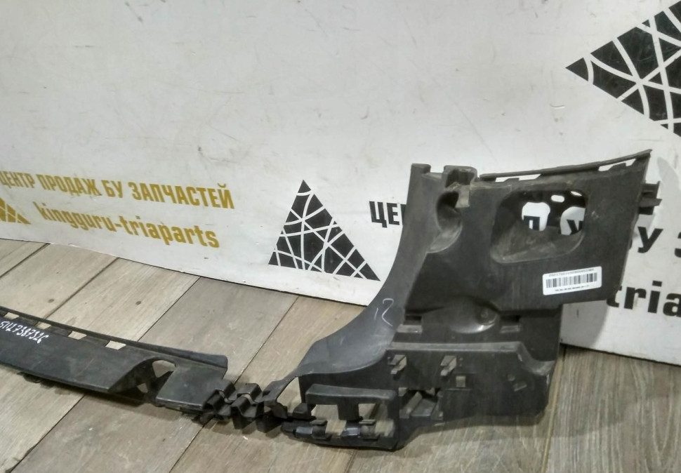Кронштейн заднего бампера бу BMW 6 G32 OEM 51127387326 Кронштейн заднего бампера бу BMW 6 G32 OEM 51127387326