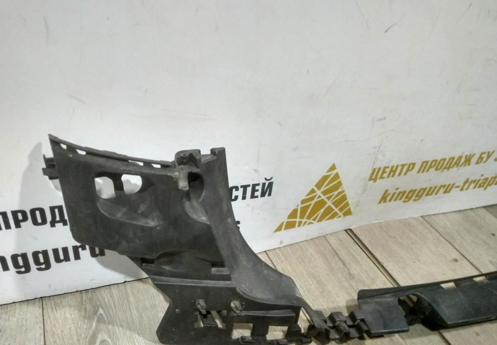 Кронштейн заднего бампера бу BMW 6 G32 OEM 51127387326 Кронштейн заднего бампера бу BMW 6 G32 OEM 51127387326