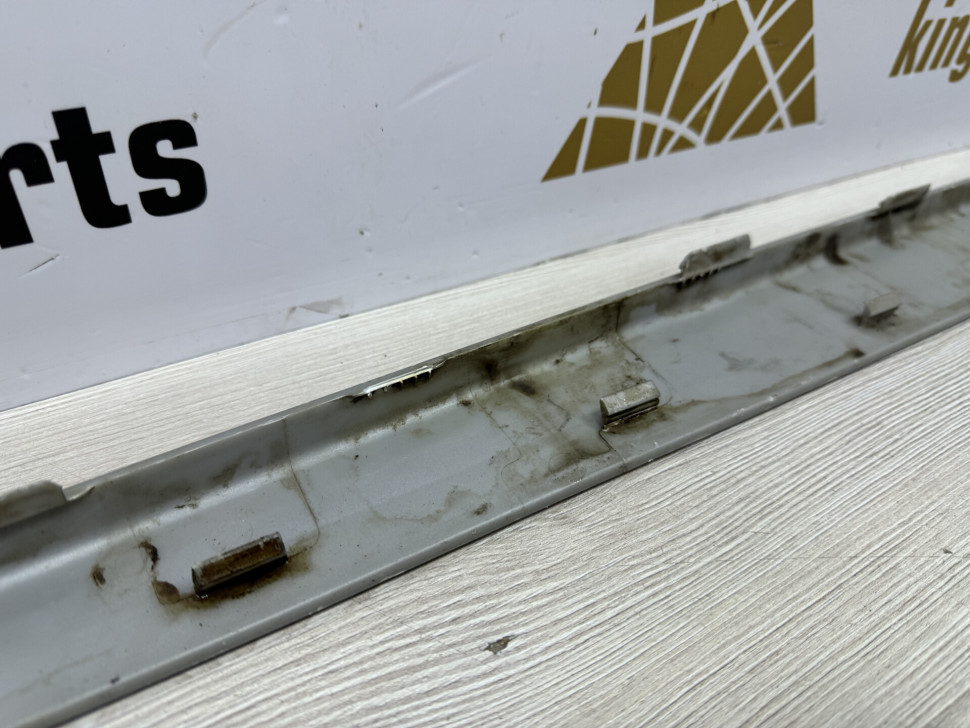 Накладка левого порога бу Renault Duster OEM 769523970R Накладка левого порога бу Renault Duster OEM 769523970R