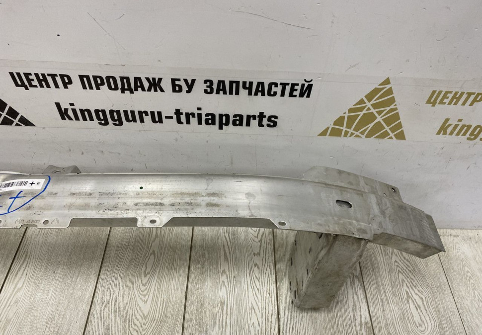 Усилитель переднего бампера BMW 7 G11 OEM 51117358796 Усилитель переднего бампера BMW 7 G11 OEM 51117358796