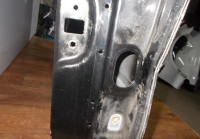 Дверь передняя левая бу Ssang Yong Kyron OEM 6201109104