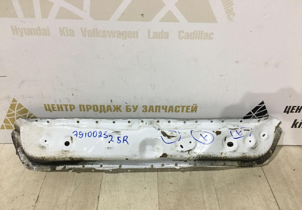 Панель задняя Renault Logan 2 OEM 791002325R Панель задняя Renault Logan 2 OEM 791002325R