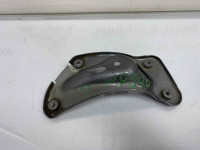 Кронштейн переднего крыла правый бу Skoda Octavia A5 OEM 1Z0810680