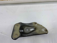 Кронштейн переднего крыла правый бу Skoda Octavia A5 OEM 1Z0810680