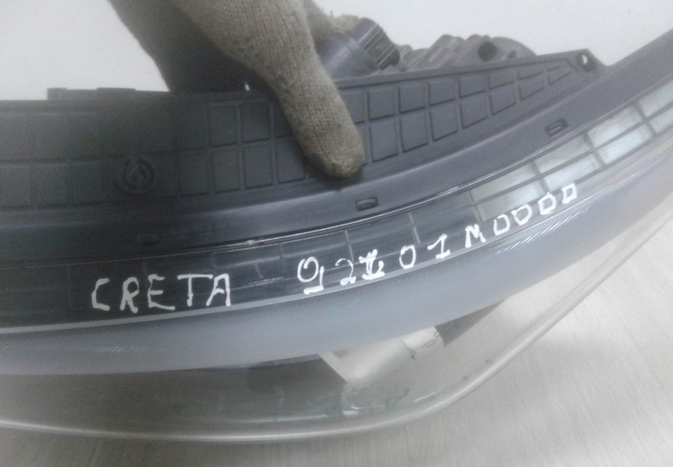 Фара левая (галоген) Hyundai Creta oem 92101m0100