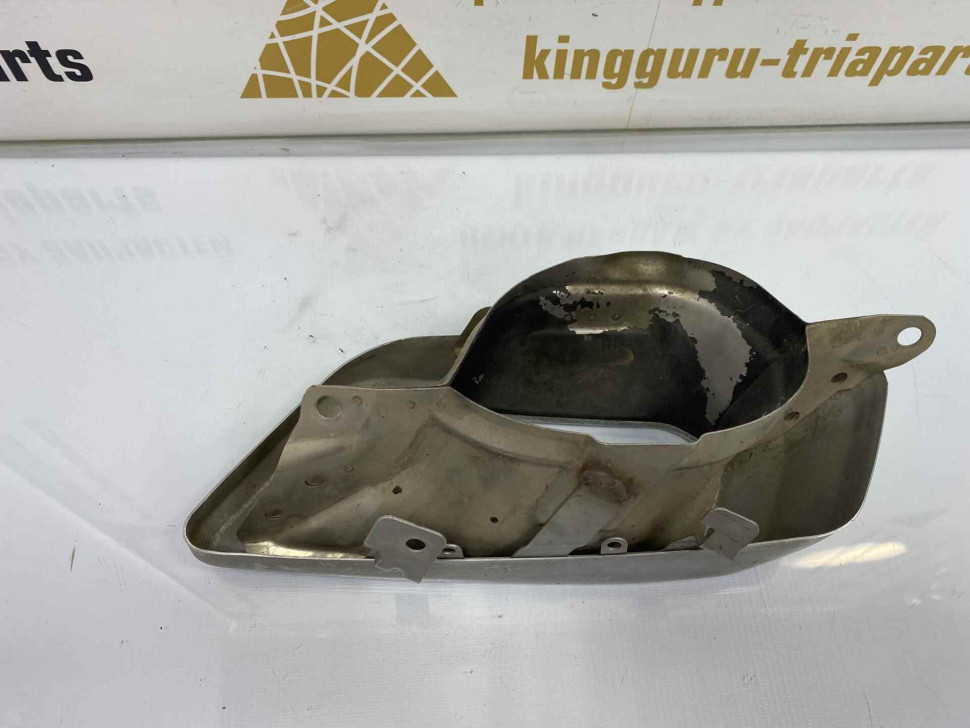 Насадка глушителя правая BMW X5 G05 OEM 51127493626 Насадка глушителя правая BMW X5 G05 OEM 51127493626