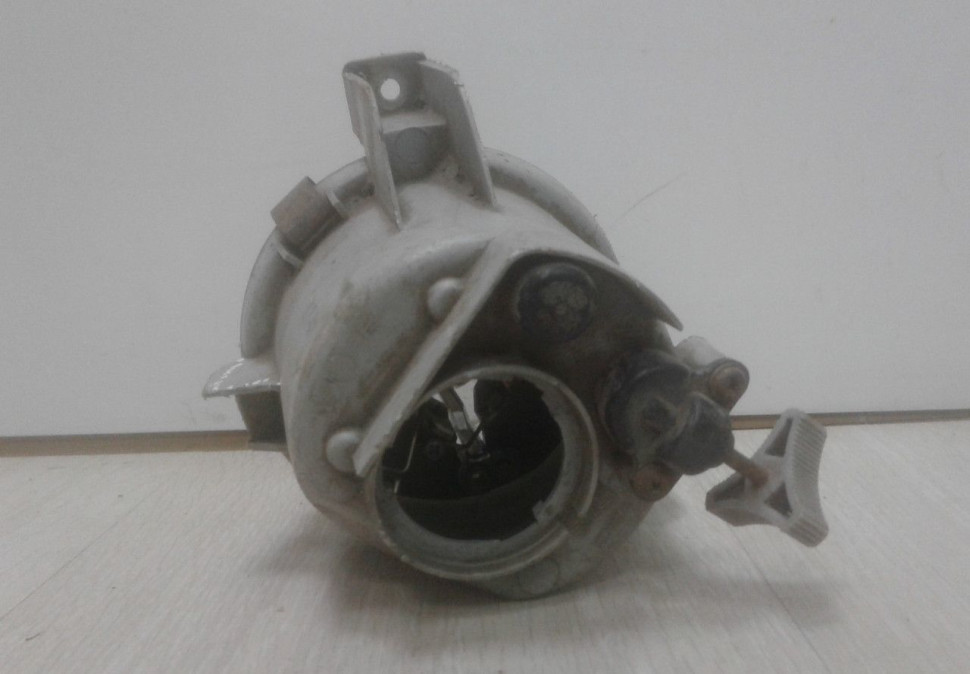 Птф передний правый Daewoo matiz oem 96563278 (слом.1креп.) (скл-3) Птф передний правый Daewoo matiz oem 96563278 (слом.1креп.) (скл-3)