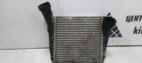 Интеркулер левый Volkswagen Touareg 1 (02-10) oem 7L6145803d
