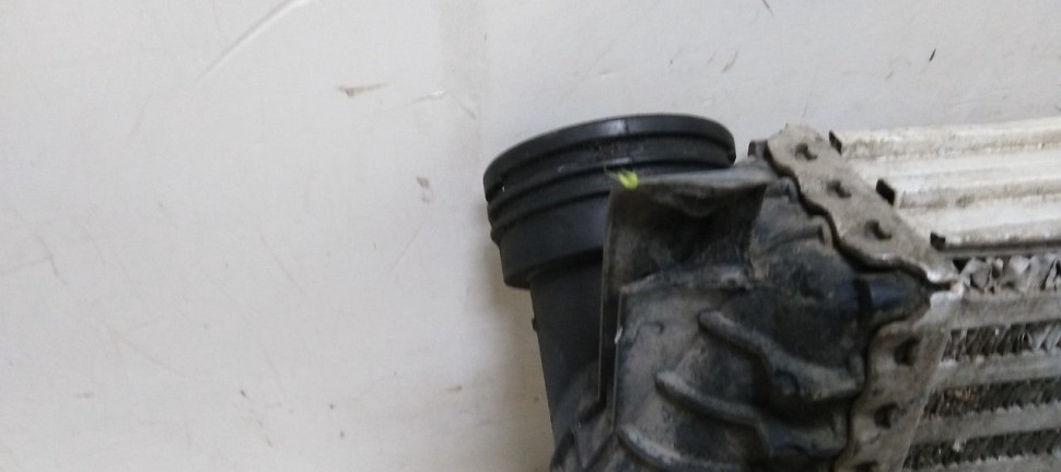 Интеркулер левый Volkswagen Touareg 1 (02-10) oem 7L6145803d