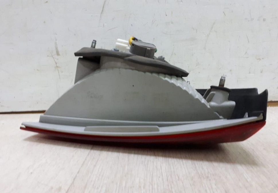 Фонарь правый внутренний Hyundai ix35 (11-15) скол oem 924062y000