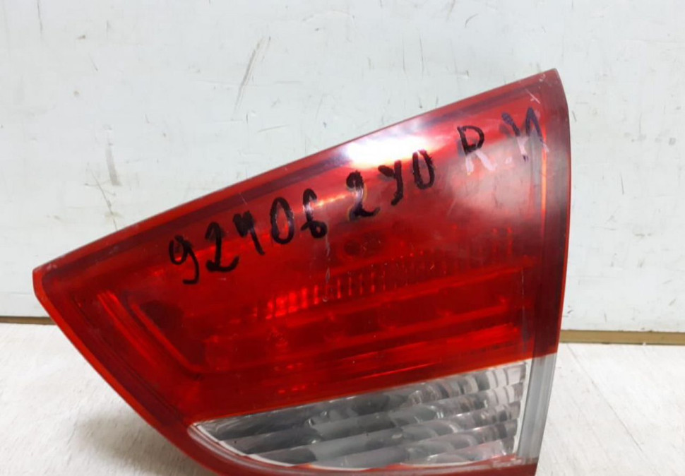 Фонарь правый внутренний Hyundai ix35 (11-15) скол oem 924062y000