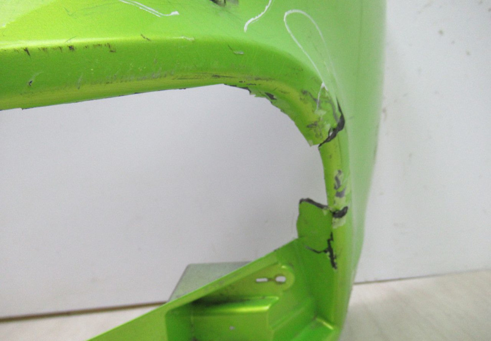 Бампер передний Lada Vesta oem 8450006666 (слом.часть)(трещины)(слом.мал.часть на крепл.) (скл-3) Бампер передний Lada Vesta oem 8450006666 (слом.часть)(трещины)(слом.мал.часть на крепл.) (скл-3)