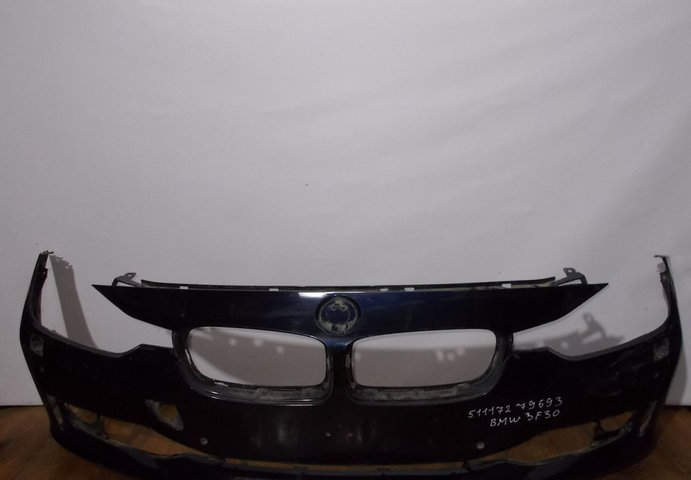 Бампер передний бу BMW 3 F30 OEM 51117279693