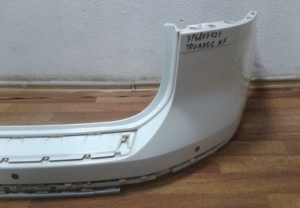Бампер задний Volkswagen Touareg NF (15>) (потертость) oem 7p6807421