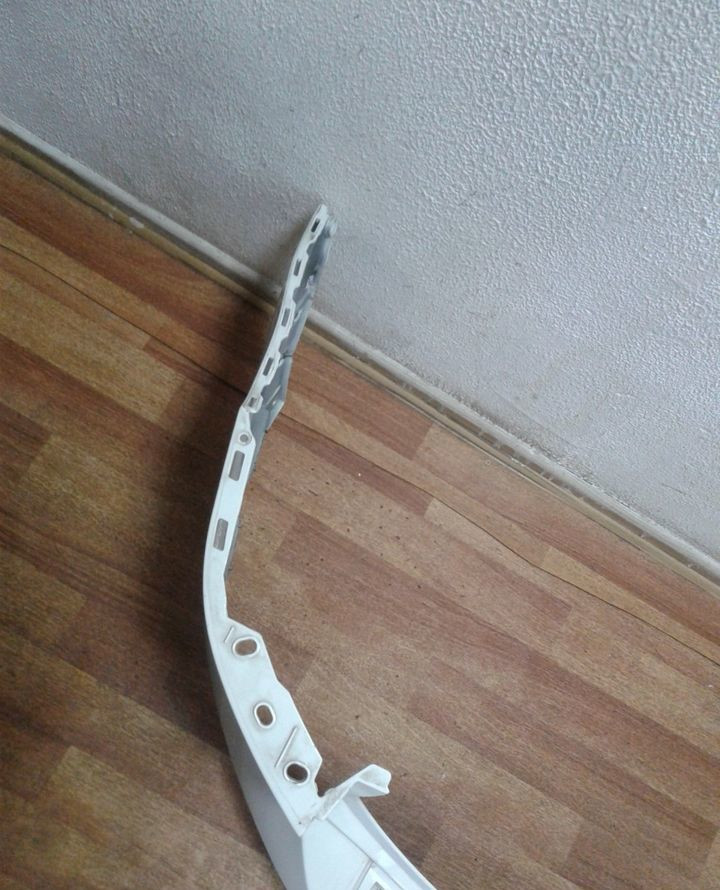 Бампер задний Volkswagen Touareg NF (15>) (потертость) oem 7p6807421