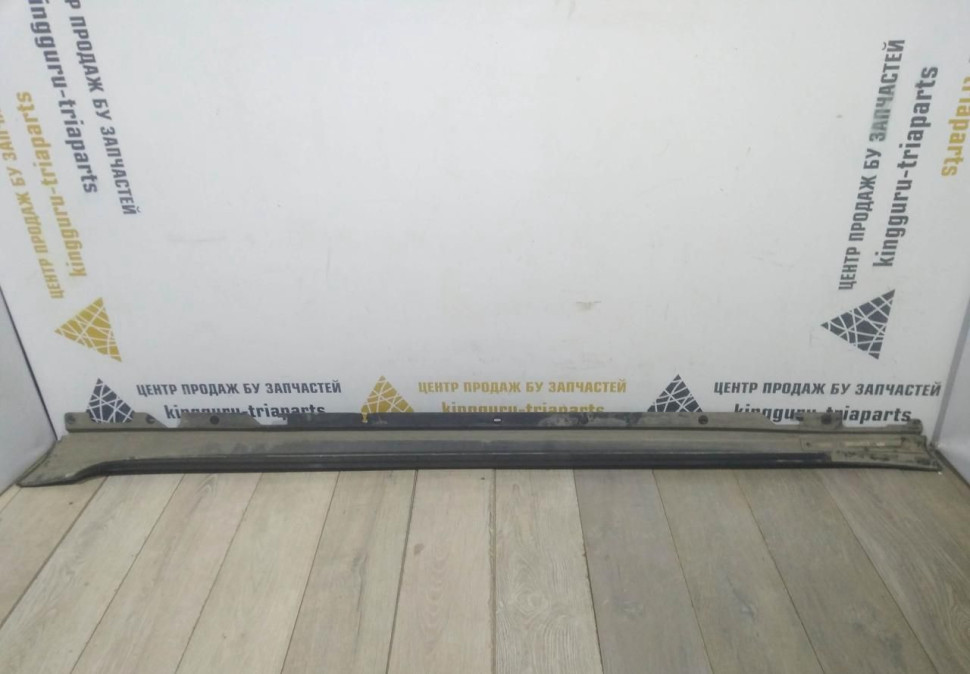 Порог правый бу BMW 7 G11 OEM 51777408298 51777357130