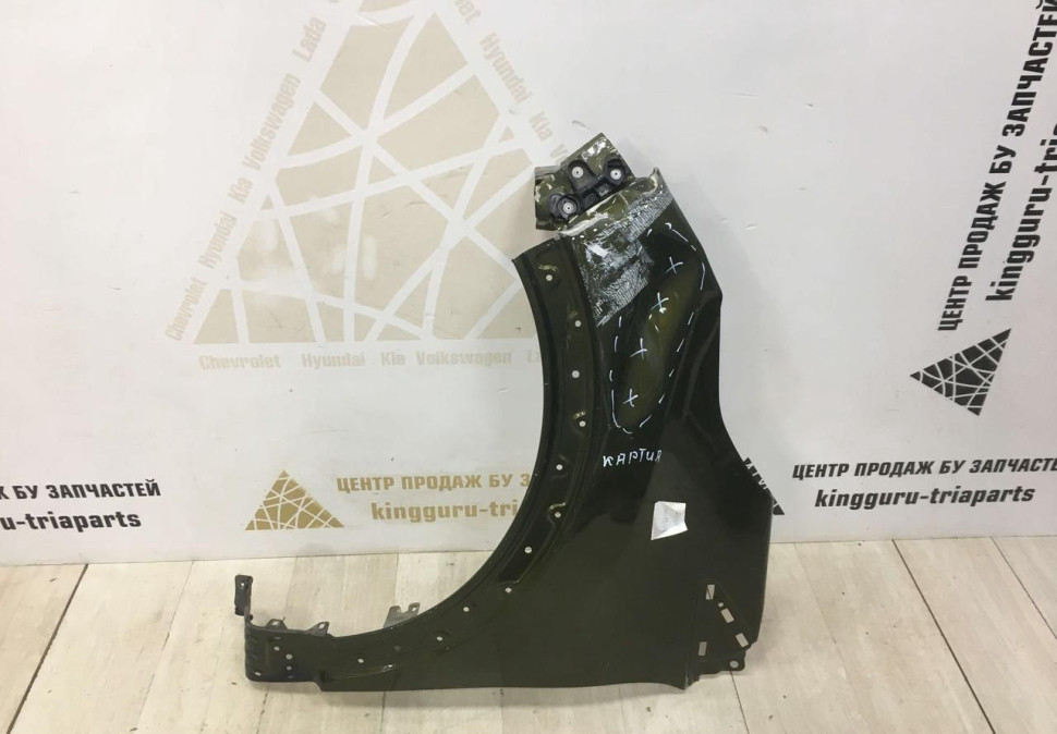 Крыло переднее левое Renault Kaptur  2016 OEM 631018073R