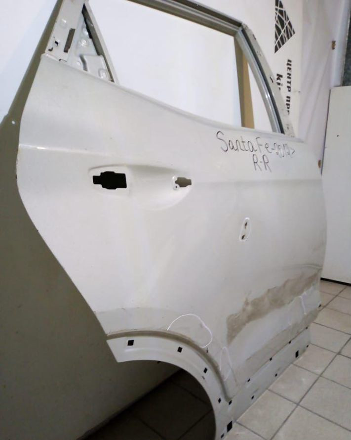 Дверь задняя правая Hyundai Santa Fe 3 12-18 oem 770042W000 (скл-3)