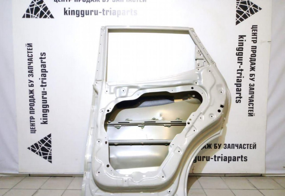 Дверь задняя правая Hyundai Santa Fe 3 12-18 oem 770042W000 (скл-3)