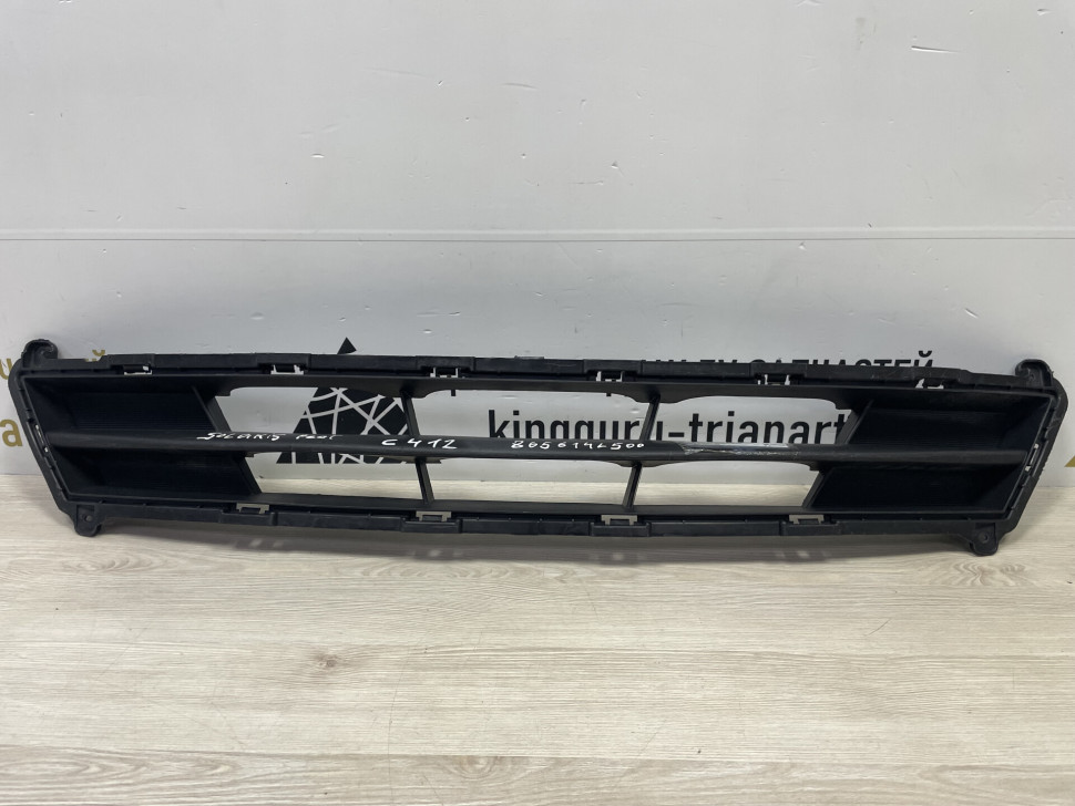 Решётка переднего бампера Hyundai Solaris рест oem 865614L500