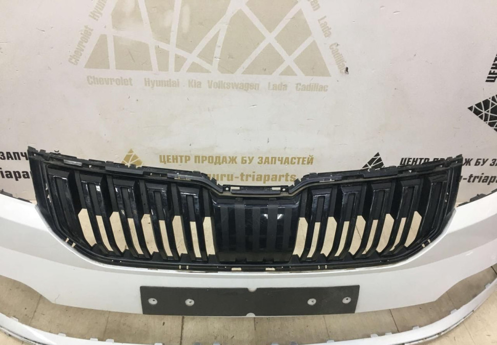 Бампер передний Skoda Karoq OEM 57A807221
