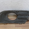 Решетка рамка птф правая Volkswagen Tiguan (11-16) oem 5n0853666 (скл-3)