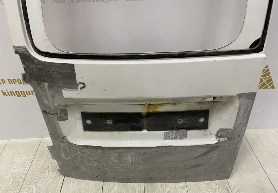 Дверь багажника левая Volkswagen Caddy 3 oem 2K0827091H Дверь багажника левая Volkswagen Caddy 3 oem 2K0827091H