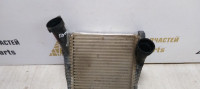 Интеркулер левый Volkswagen Touareg 1 2 (03-18) oem 7L6145803d