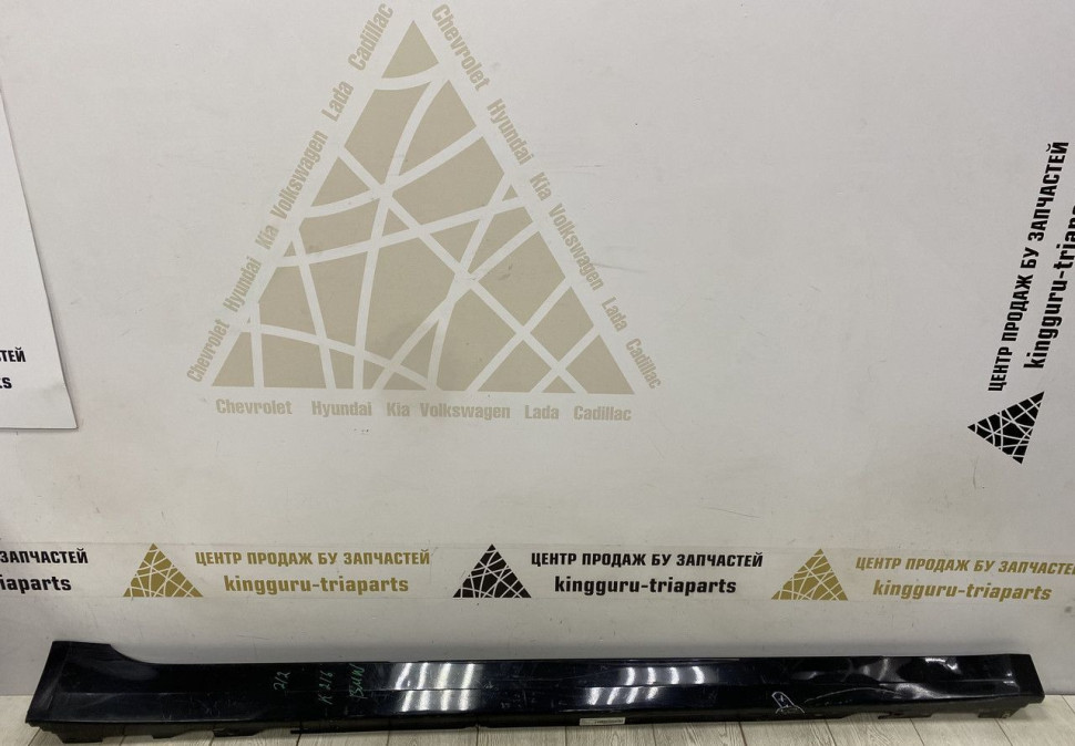 Порог правый BMW 5 G30 OEM 51777387338