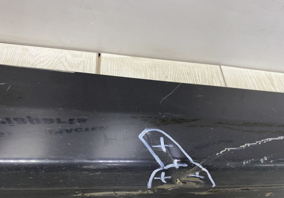 Порог правый BMW 5 G30 OEM 51777387338