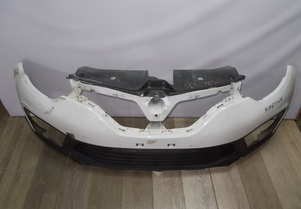 Бампер передний бу Renault Kaptur OEM 620222180R (В) Бампер передний бу Renault Kaptur OEM 620222180R (В)