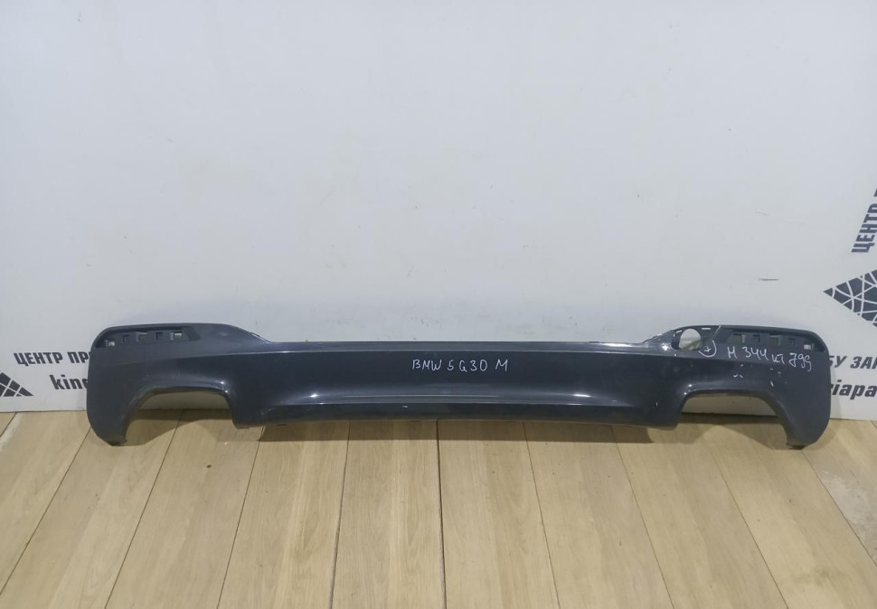 Накладка спойлер заднего бампера бу BMW 5 G30 OEM 51128067763
