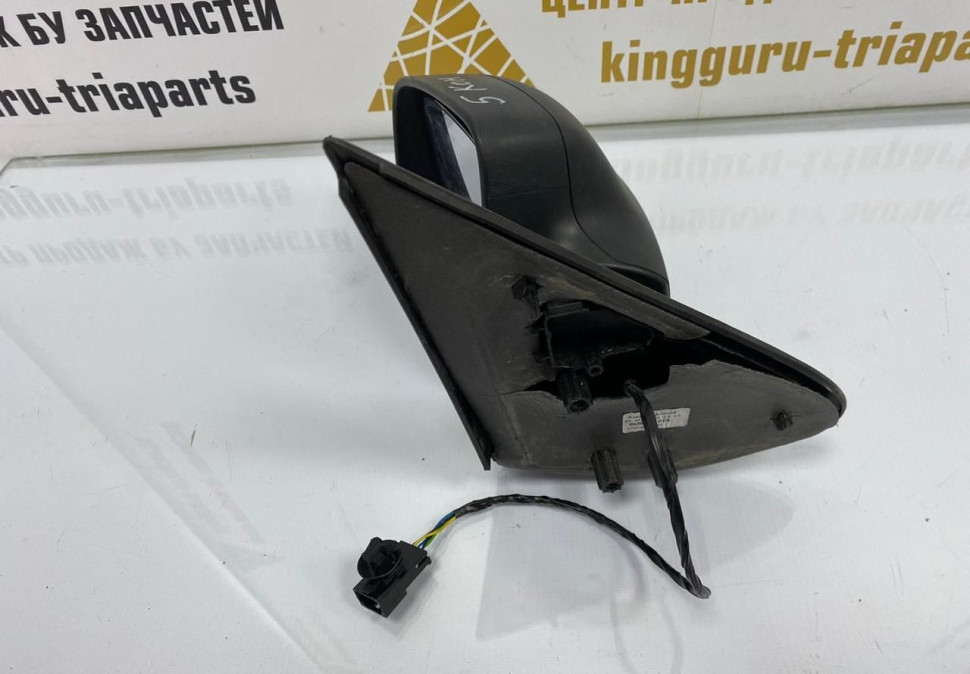 Зеркало левое 5 пин Renault Logan 2 OEM 963028101R Зеркало левое 5 пин Renault Logan 2 OEM 963028101R