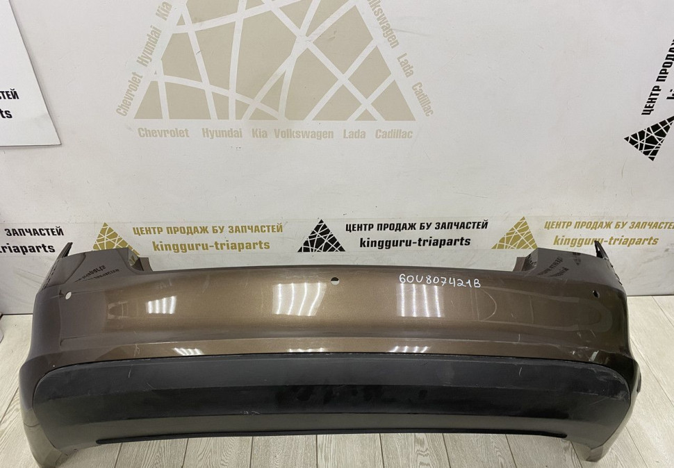 Бампер задний Skoda Rapid 2013 OEM 60U807421B Бампер задний Skoda Rapid 2013 OEM 60U807421B
