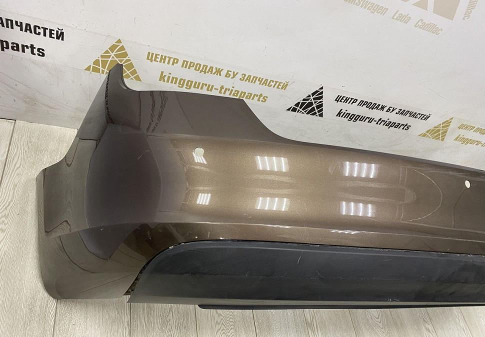 Бампер задний Skoda Rapid 2013 OEM 60U807421B Бампер задний Skoda Rapid 2013 OEM 60U807421B