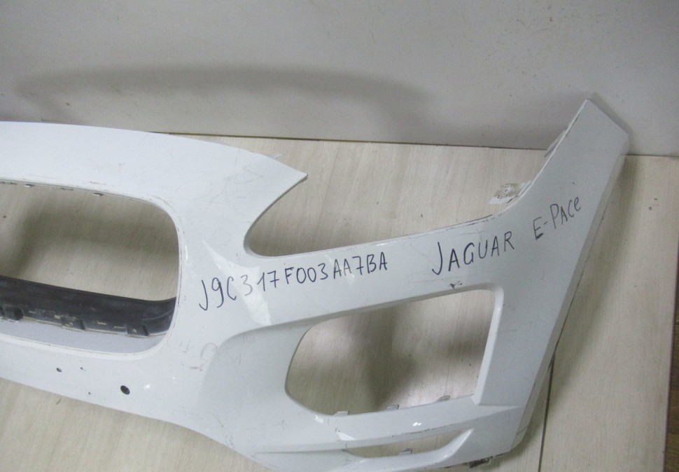 Бампер передний Jaguar E-pace oem j9c317f003aa7ba