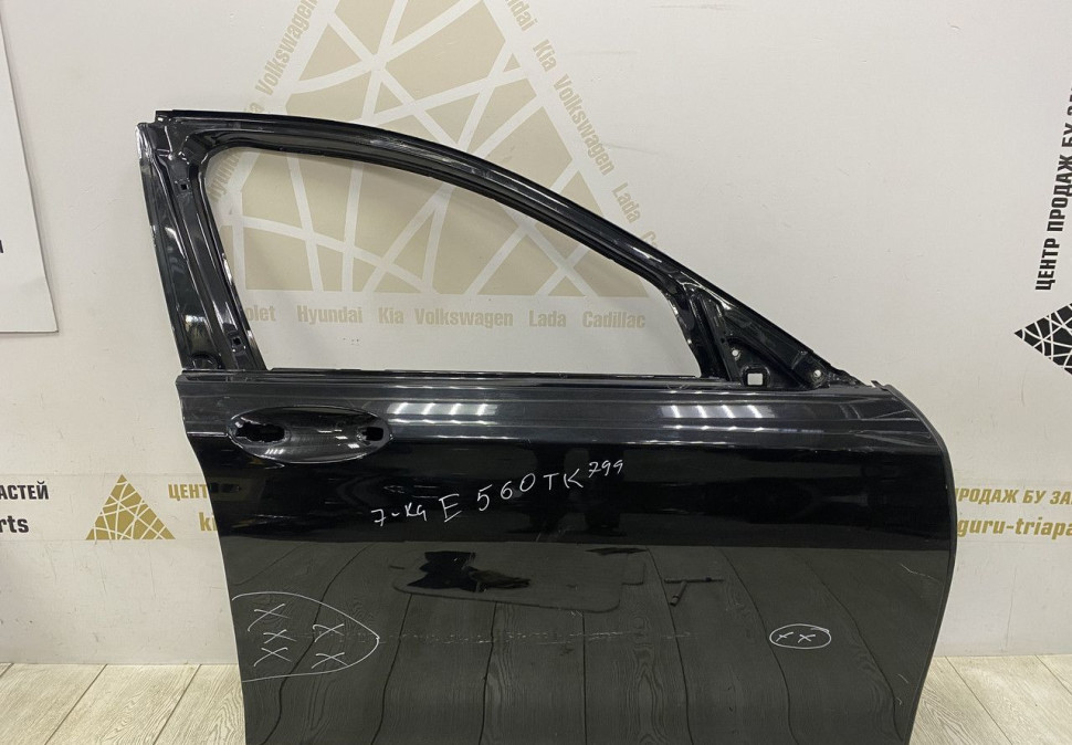 Дверь передняя правая BMW 7 G11 OEM 41517423700