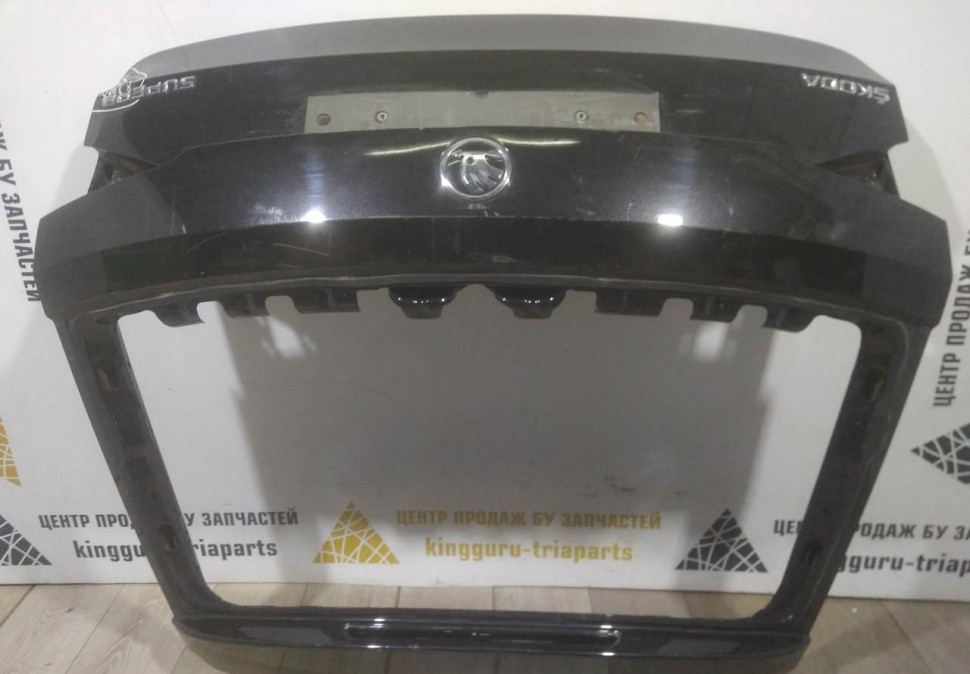 Крышка багажника бу Skoda Superb 3 универсал OEM 3V9827025A
