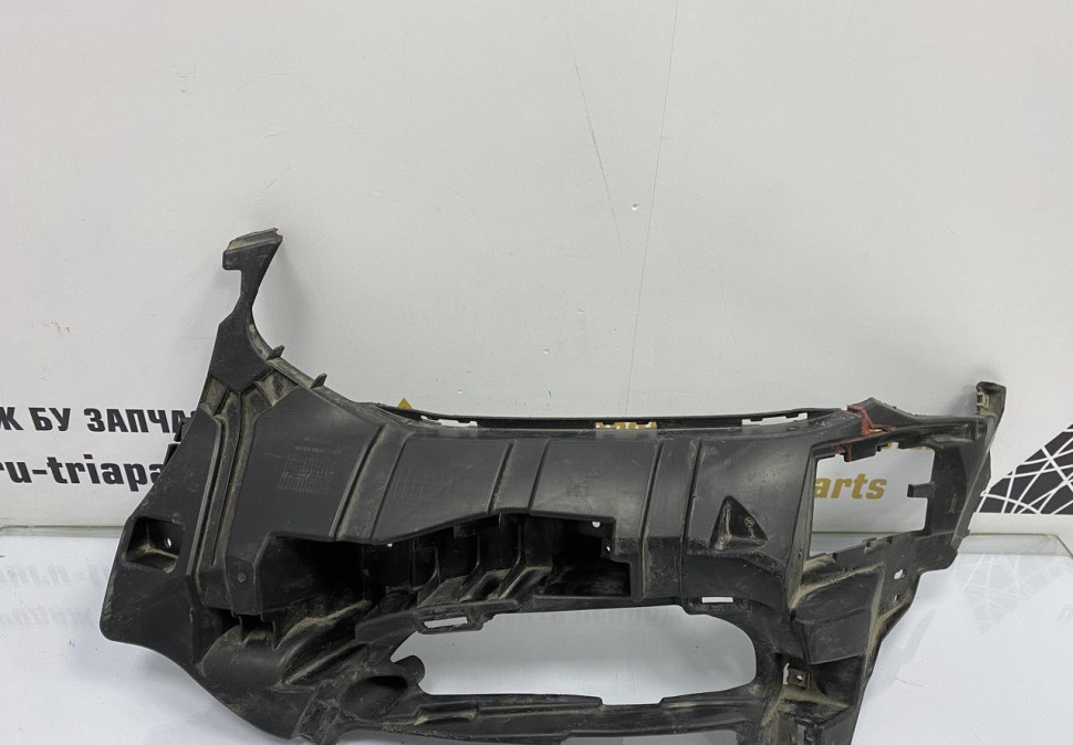 Кронштейн противотуманной фары левый BMW X3 G01 M-Pack OEM 51118064595