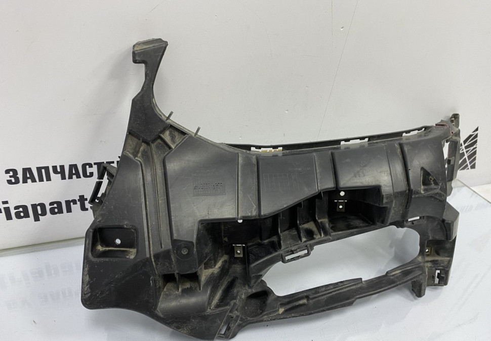 Кронштейн противотуманной фары левый BMW X3 G01 M-Pack OEM 51118064595 Кронштейн противотуманной фары левый BMW X3 G01 M-Pack OEM 51118064595