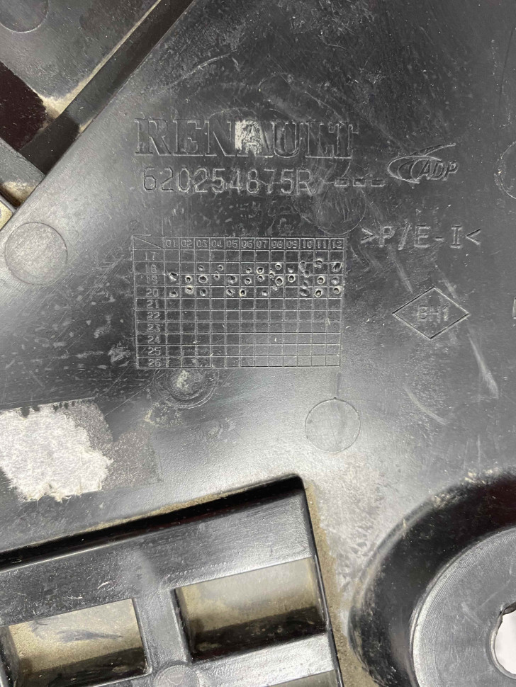 Дефлектор бампера левый Renault Logan 2 OEM 620254875R