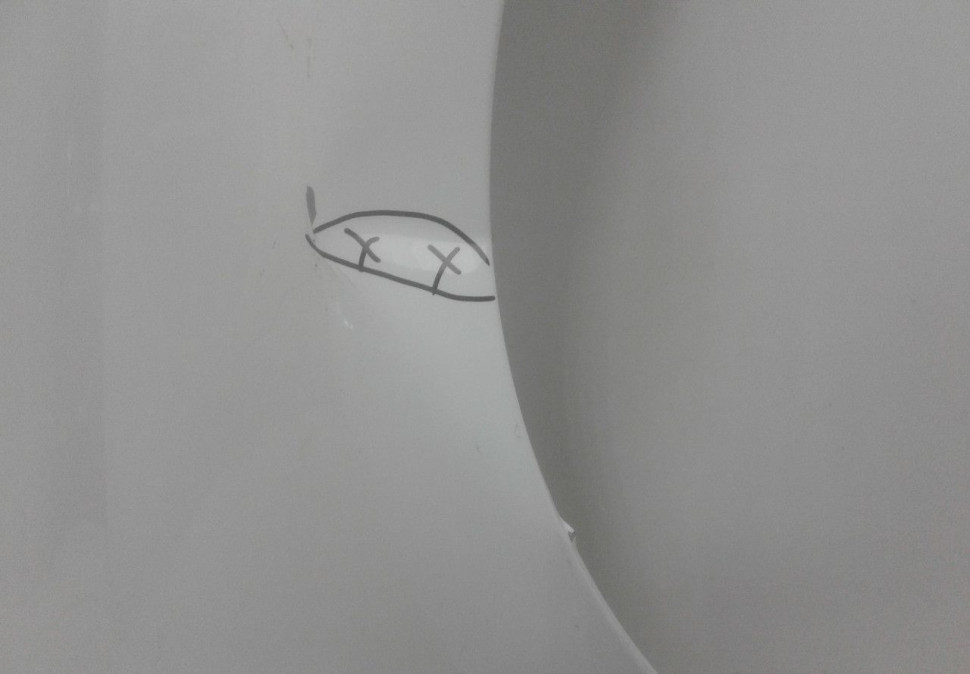 Крыло переднее правое Volkswagen Polo седан oem 6RU821106 (вмятины) Крыло переднее правое Volkswagen Polo седан oem 6RU821106 (вмятины)