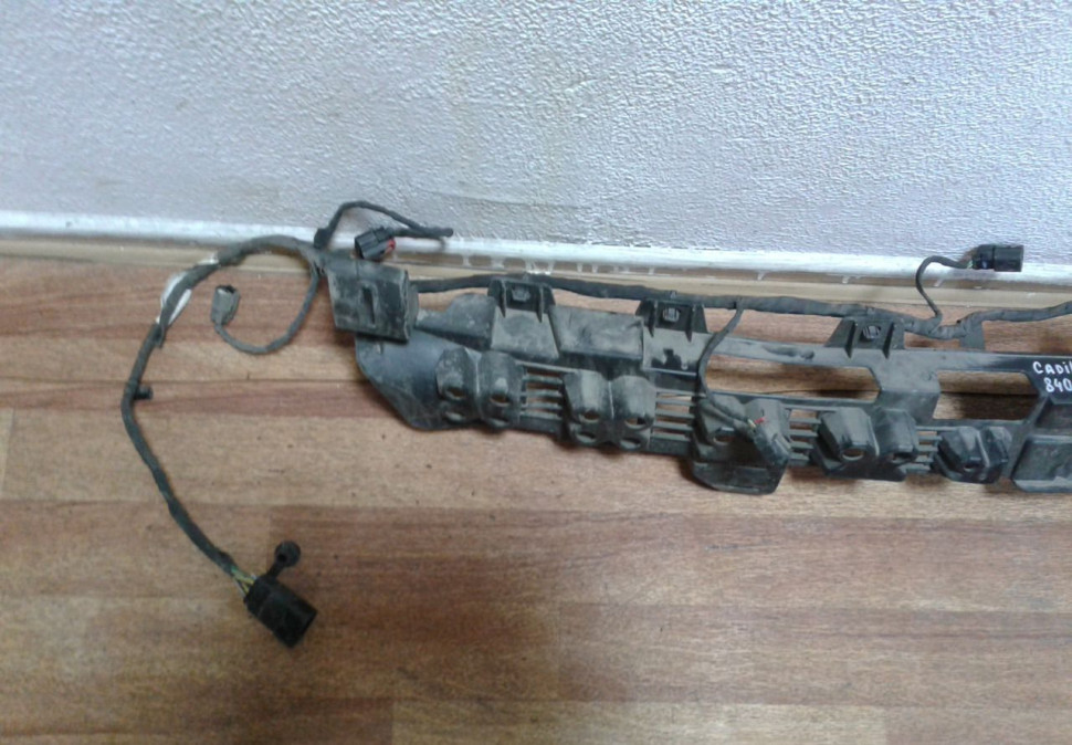 Кронштейн заднего бампера (+проводка) Cadillac XT5 (16>) Oem 84046776 Кронштейн заднего бампера (+проводка) Cadillac XT5 (16>) Oem 84046776