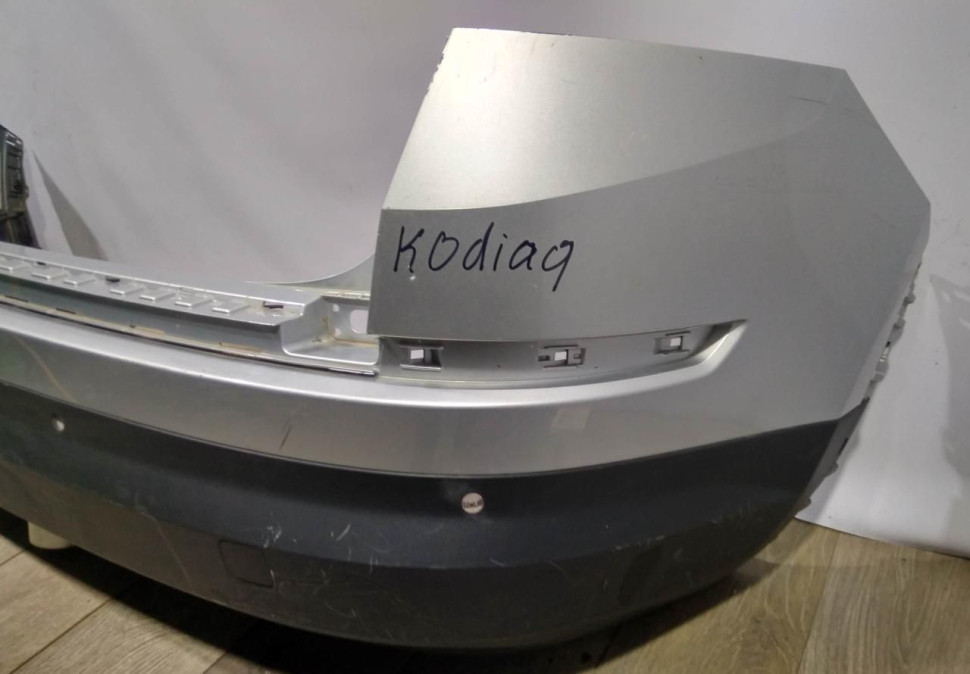 Бампер задний бу Skoda Kodiaq OEM 565807421 Бампер задний бу Skoda Kodiaq OEM 565807421